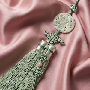 Jade Norigae – Elegant Korean Traditional Hanbok Ornament Blue Mugwort Green