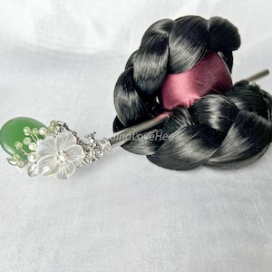 Aventurine Handcrafted Korean Binyeo &quot;grapes&quot; | Traditional Hairpin with Aventurine | Elegant Korean Hair Accessory