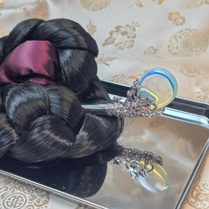Handcrafted Korean Binyeo Opalite| Traditional Hairpin with Synthetic Opal Moonstone | Elegant Korean Hair Accessory