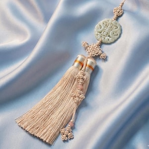 Jade Norigae – Elegant Korean Traditional Hanbok Ornament Pink Beige