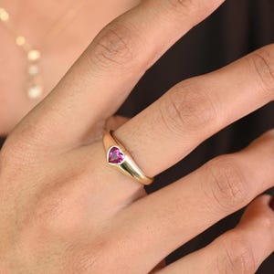 14k Gold Simulated Ruby Heart Signet Ring – CZ Heart Ring – Minimalist Fine Jewelry for Women