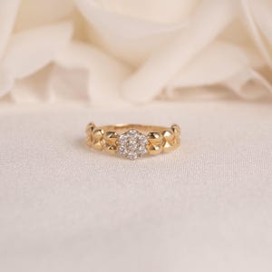 Solid 14k Gold Texture Flower Ring - Perfect For Her - Shiny & Elegant