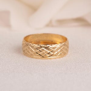 Solid 14k Diamond Cut Wedding Band - For Her/For Him - 6MM - Textured- Fine Jewelry