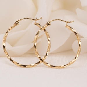 Gedrehte 14k Gold Creolen - 15 mm, 20 mm, 25 mm, 35 mm, 45 mm - Einzigartig und Vielseitig - Für den Alltag - Glänzend