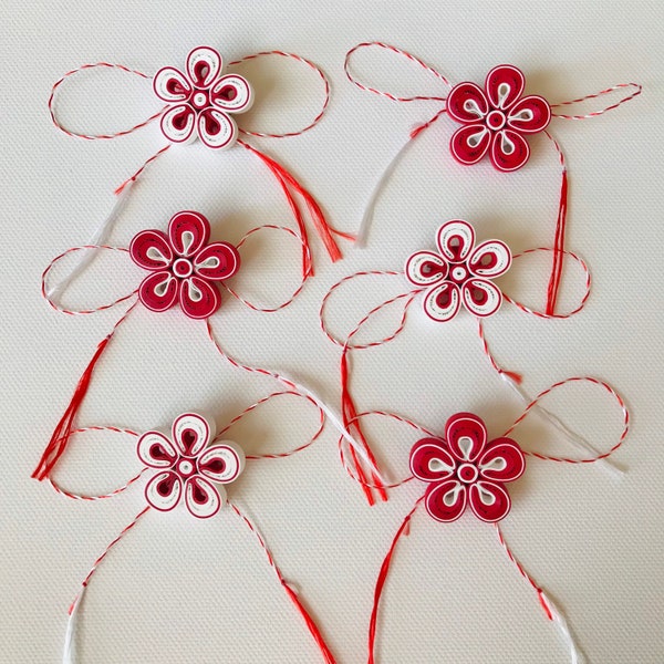 martiseur | Martisor de mars roumain | Amulette de printemps | Porte-bonheur du printemps | Martenitsa | martisoare | Printemps | broche fleur | Broche