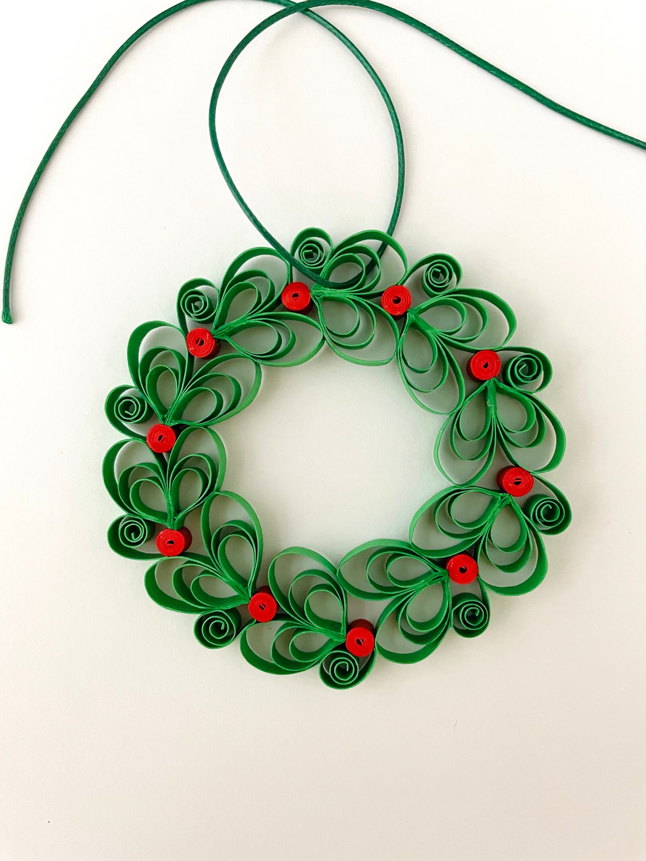 Christmas Wreath / Quilled Christmas Wreath / Paper Ornament / Quilling Paper / Ornament Tree