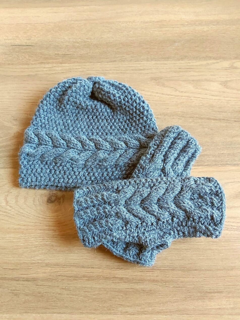 Luxury Alpaca Hat & Gloves NIB Alpaca Hat Glove Set - Etsy main image 4