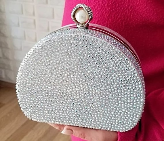 Amazon.com: Bridal Clutch Purse Bag Wedding Handbags Women Diamond Crystal  Party Evening Bag : Clothing, Shoes & Jewelry