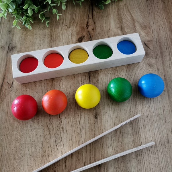 Montessori, wooden toy sorting - 5 balls with stand