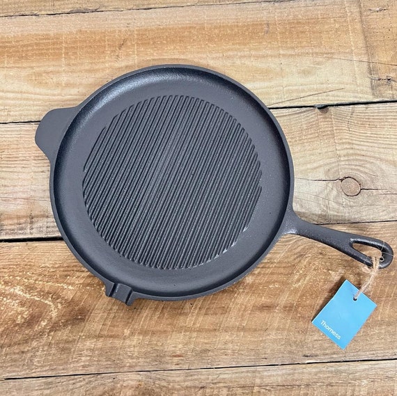 Cast Iron 11 Inch Round Grill Pan Skillet Frying Pan for Indoor and Outdoor  Use Cast Iron Cookware Stove Top Frying Pans Griddle Pan 