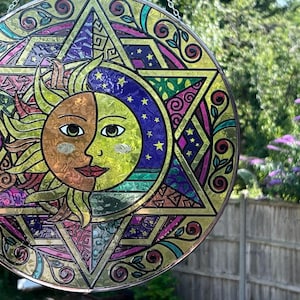Grand attrape-soleil en verre Sun & Moon Eclipse de 30 cm de diamètre avec chaîne pour suspendre | capteur de couleurs | décoration de fenêtres | vérandas