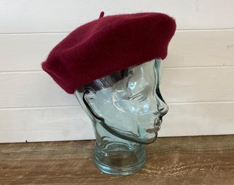 100% Pure Wool Burgundy Beret Unisex ideal for Men and Women