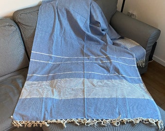Cotton striped throw /picnic blanket/ bedspread 210cm x 250cm - Blue