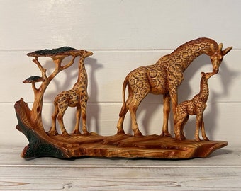 GIRAFFE FAMILY ORNAMENT | Wooden giraffe ornament for the home | African animal gift | Wildlife gifts | Home decor