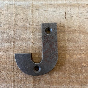 Letras de Ferro Fundido - 'J' - Placas Rústicas - Placas de Casa - Letras do Alfabeto - 5cm /2" (h)