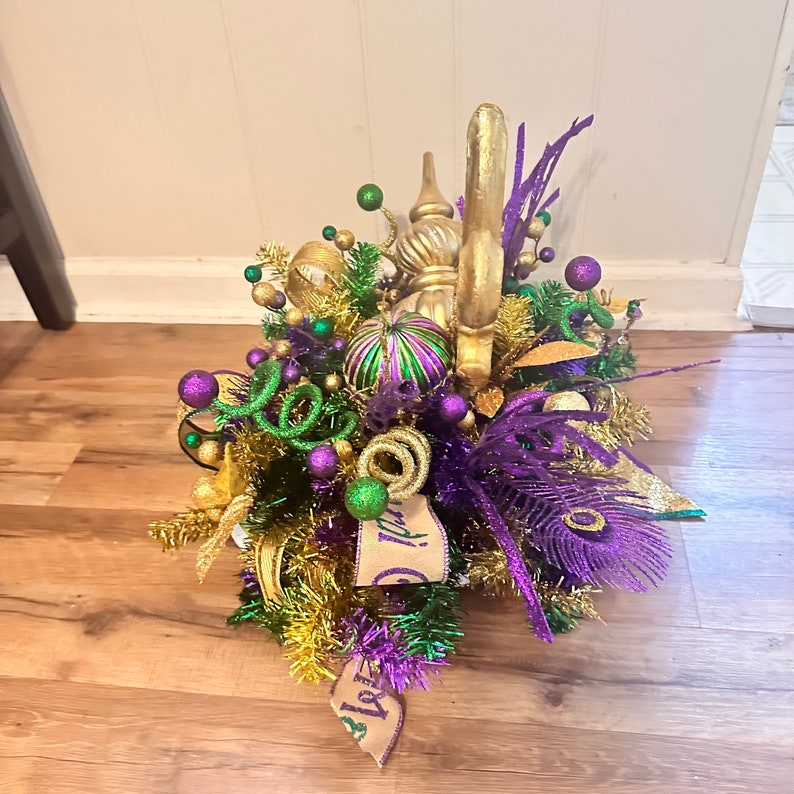 mardi gras finial ornaments