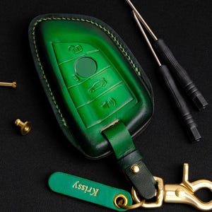Leather Key Fob Cover Case for Series 1 2 3 5 6 7 M5 X1 X2...., Keychain Keyless Remote Holder, Personalized Accessory