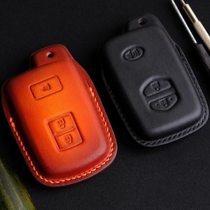 Leather Key Fob Cover For Toyota Highlander, Toyota Highlander Keyless Entry Cover, Custom Name Tags For Highlander