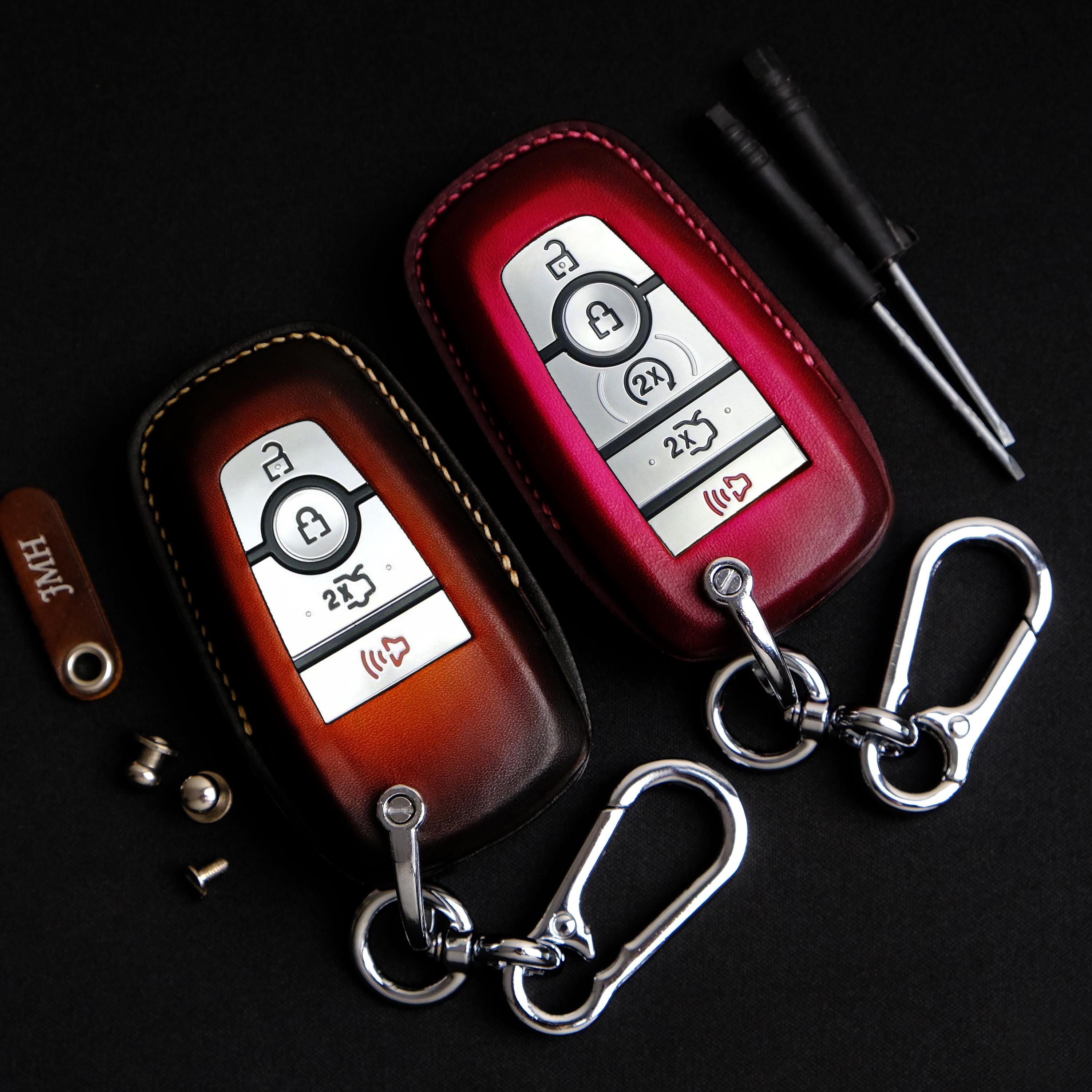 Étui à clés en cuir fabriqué à la main pour Ford Mustang, Ford Mustang Mach-E Select, Premium, GT, Rally... Étui pour porte-clés, cadeaux d'anniversaire
