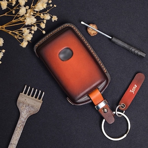 Mazda CX-5, CX-50 Key Fob Cover, Handcraft Leather Key Case For Mazda CX-50, Cx-3, Cx-30, Cx-90 Mazda Key Chain Remotes Accessories