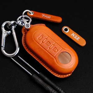 Leather Key Case For FIAT 500 Ducato Flip, FIAT 500 Key Fob Cover, FIAT Key Chain, Key Fob Cover Case Remote Holder Keychain, Gift for Him
