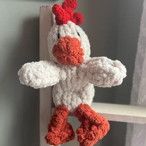 Hand-Knit Chunky Chicken Plush: Chenille Yarn Stuffie