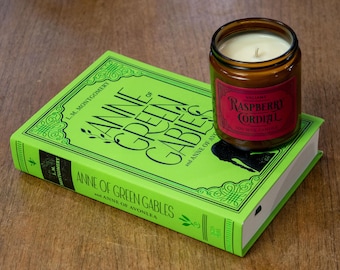 Pacchetto libro + candela di Anna dai capelli rossi / Candela letteraria e libro al lampone cordiale