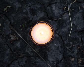 Candela misteriosa / Candela di cera di soia in barattolo di ambra