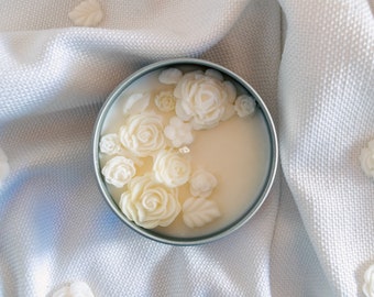 Candela Ivory Bloom / White Rose / Candela di cera di soia con fiori 3D