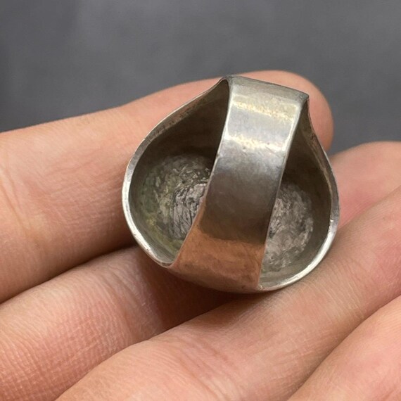 Ancient Roman Solid Silver Ring With Airplane Car… - image 3