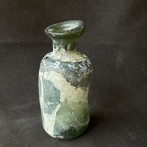 Wonderful Ancient Roman irdescent glass  bottle rare