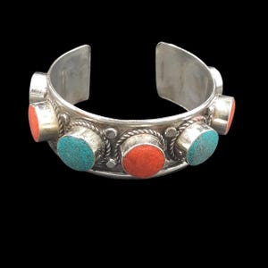 Wonderful Afghanistan coral and turquoise stone old unique Stunning vintage brass bracelet