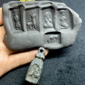 Antique Near Eastern Jasper Intaglio Stone Seal Stamp Pendant With Impressions
