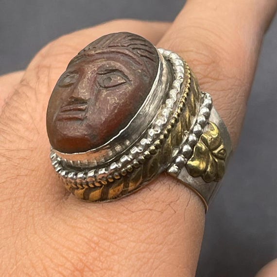 Ancient Roman Solid Silver Ring With Face Carved … - image 2