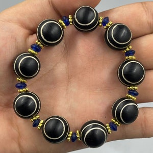 Etched Agate Bead Bracelet: Ancient Pyu Indo Tibetan Design