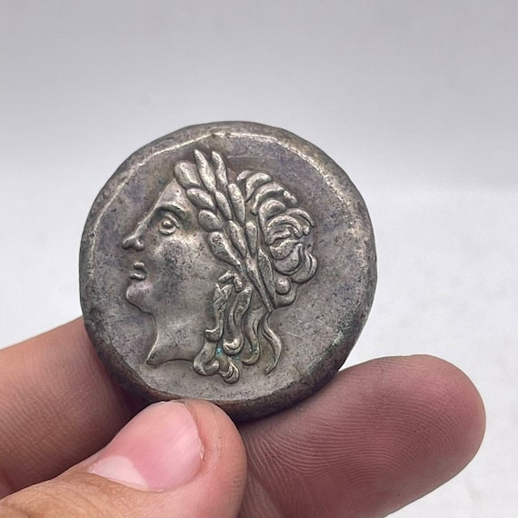 Wonderful Ancient Roman empire bronze queen face … - image 6