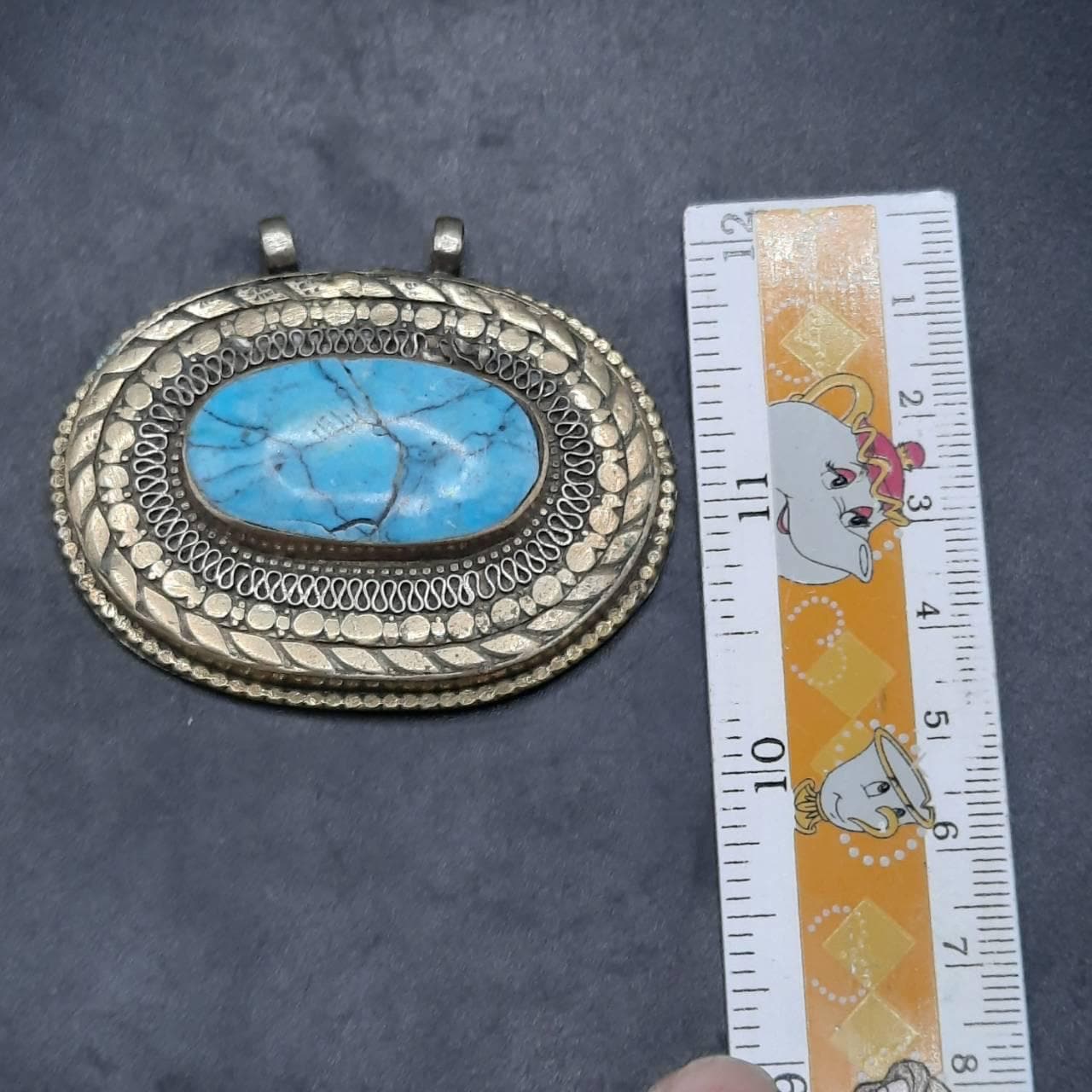 ヴィンテージ アフガニスタン 真鍮ペンダント：ターコイズストーン