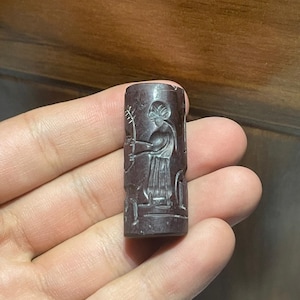 Unique Ancient Near Eastern jasper Intaglio cylinder seal bead  /seal bead/stamp bead/ancient Stamp/Cylinder Bead/Old bead