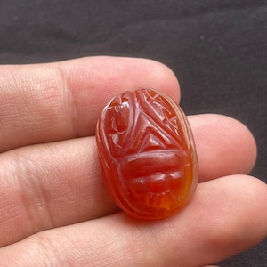 Très belle agate cornaline ancienne bébé égyptien scarabée amulette sceau en taille-douce perle