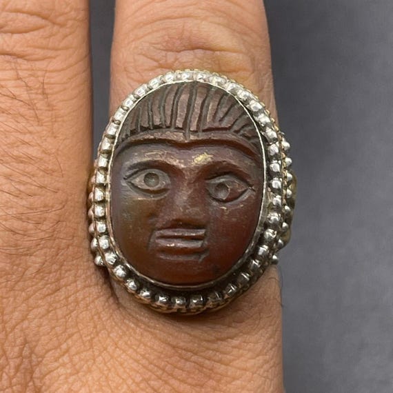 Ancient Roman Solid Silver Ring With Face Carved … - image 1
