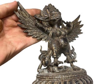 非常に珍しい古代南アジアチベットの青銅製神話上の生き物の彫像