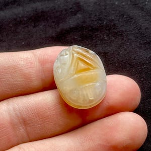Belle agate ancienne égyptienne bébé scarabée amulette taille-douce oiseau sceau perle