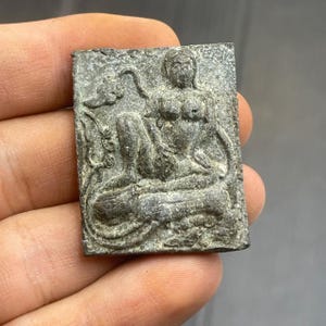Ancient near Eastern bronze Lady Depicting rare amulet