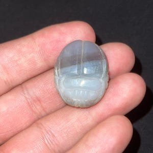 Bellissimo antico amuleto egiziano con scarabeo in agata intaglio timbro sigillo perlina