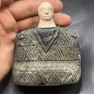 Unique Ancient Bactrain Kingdom Chlorite Margiana Seated Stone Idol Statue
