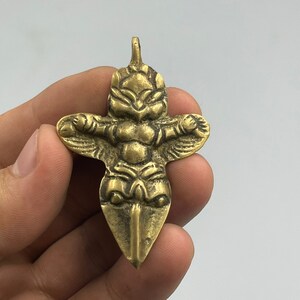 Ancient near Eastern bronze beast Depicting Amulet pendant