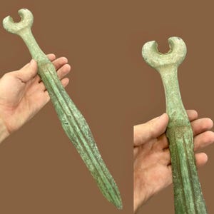 Extremely Rare Ancient Persian Luristan Bronze Age Short Authentic Sword 1200-900BC