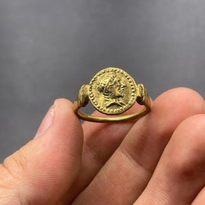 Beautiful Ancient Roman Bronze old coin unique authentic Ring