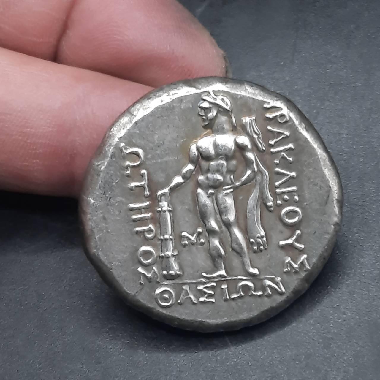 古代ローマの青銅貨：女王インタリオ - Etsy 日本