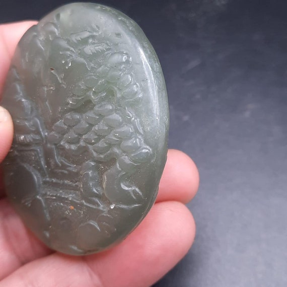 Beautiful vintage Tibetan Jade Stone both side ar… - image 4